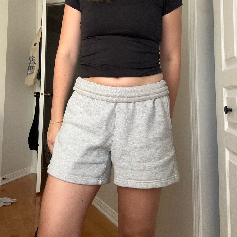 Cozy Sweatfleece Boyfriend Mid-thigh Short